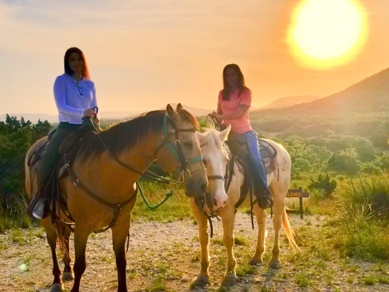 Bandera: Guided Horseback Ride in Bandera City Park