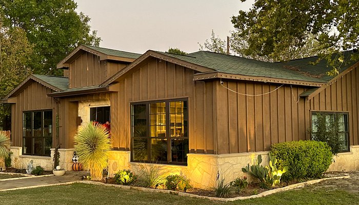 Benbrook Stables