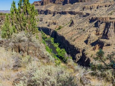 Smith Rock Trail Rides
