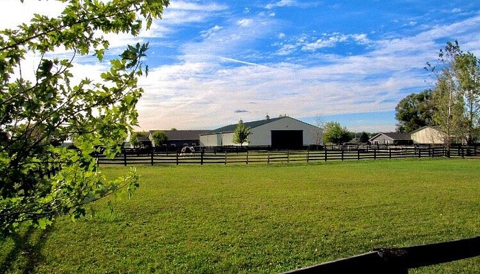 Golden Oak Equestrian Center