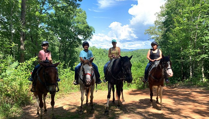 Blanche Manor Horseback Riding