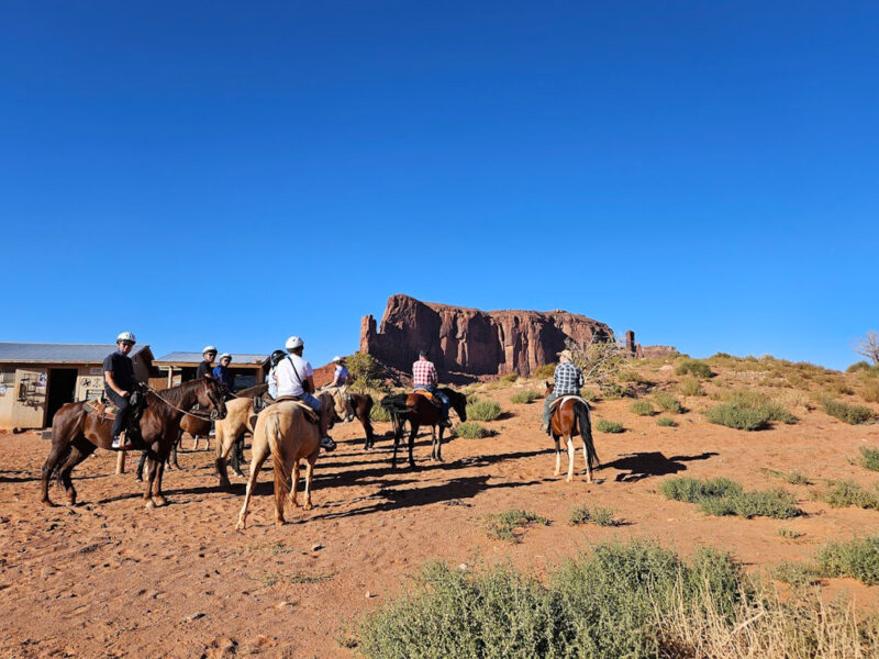Sacred Monument: Monument Valley Horseback Adventure Tour